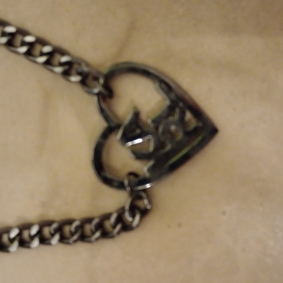 Necklace - Picture 2 of 3